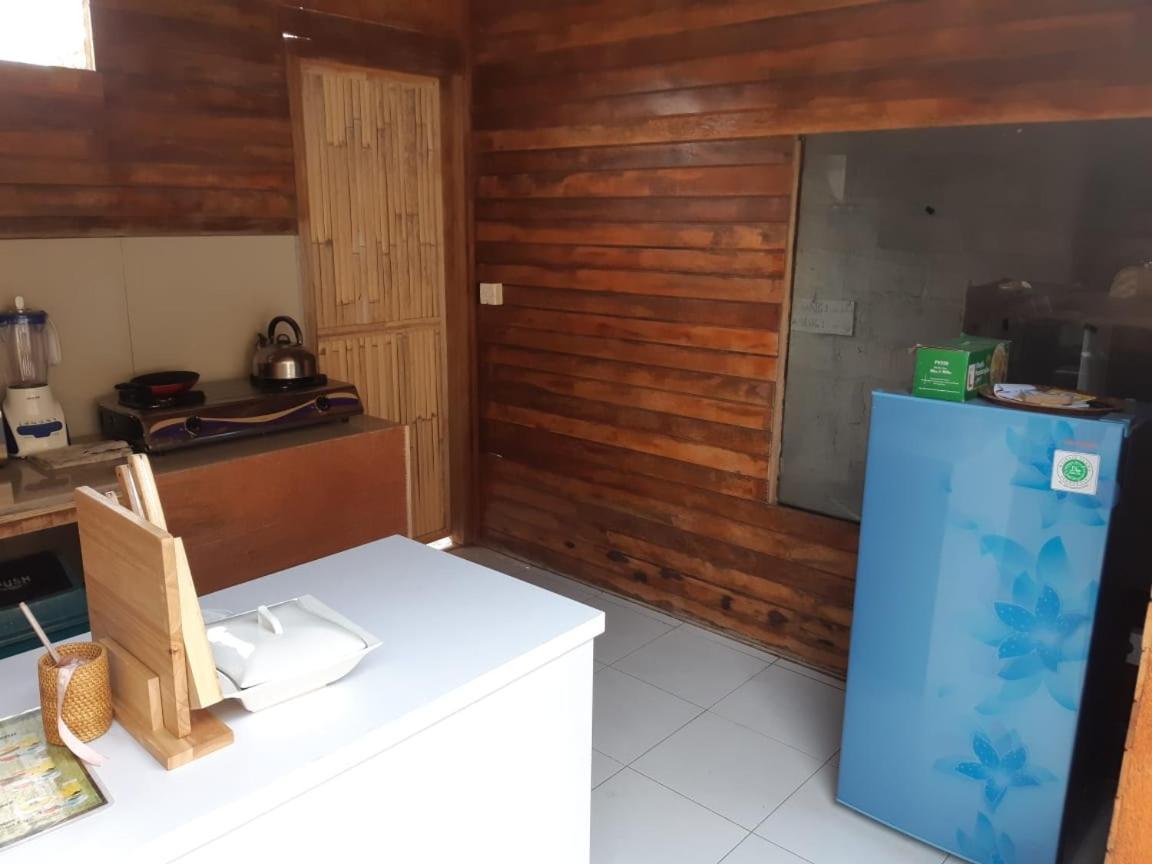 Kakiang Homestay Нуса-Лембонган Экстерьер фото